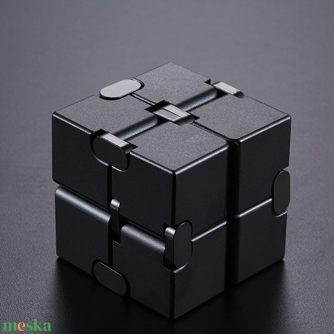Ezüst és fekete színű, Prémium fém Fidget Spinner játék, Stressz elleni kocka, szorongás enyhítésére szolgál - játék & sport - táblajáték és kártyajáték - társasjátékok - dobókocka - Meska.hu