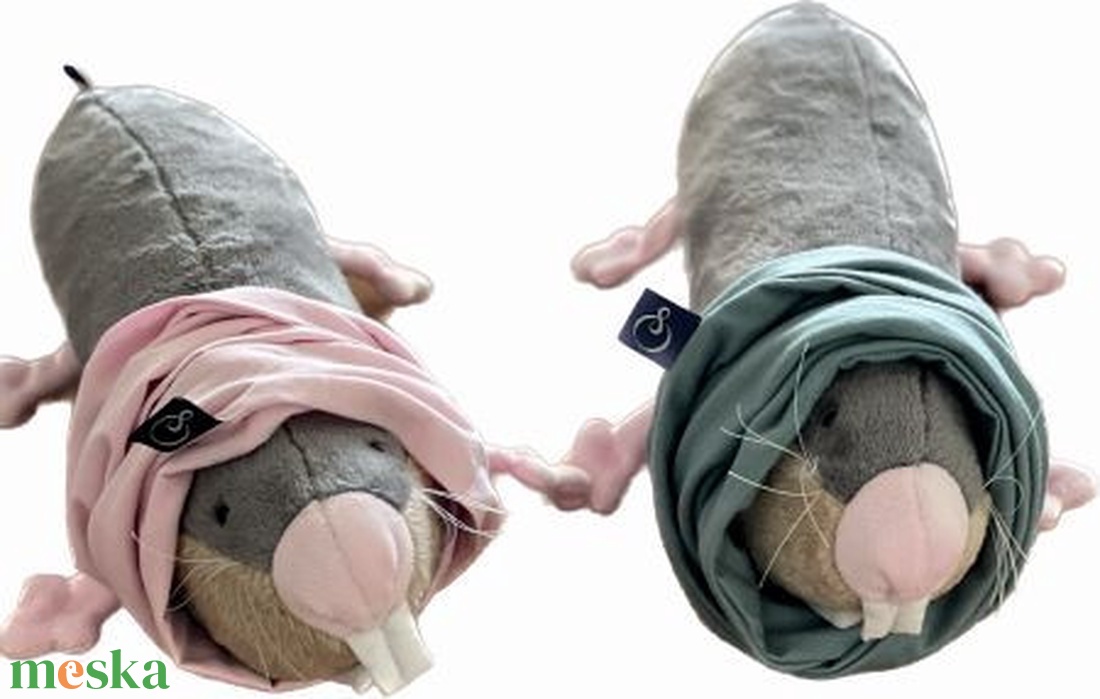 Nyaktámasz Párna Flint - Poppy Earth, a Világutazó Földikutya plüssállatka barátja - ruha & divat - sál, sapka, kendő - fejpánt - Meska.hu Nyaktámasz Párna Flint - Poppy Earth, a Világutazó Földikutya plüssállatka barátja - ruha & divat - sál, sapka, kendő - fejpánt - Meska.hu