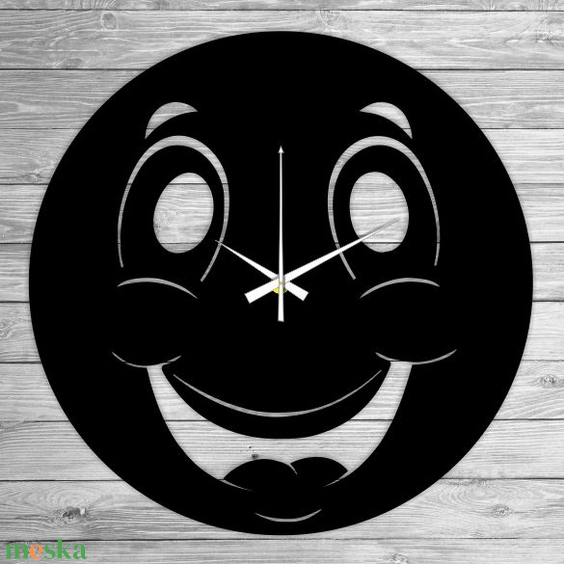 SMILEY bakelit falióra - otthon & életmód - dekoráció - fali és függő dekoráció - falióra & óra - Meska.hu SMILEY bakelit falióra - otthon & életmód - dekoráció - fali és függő dekoráció - falióra & óra - Meska.hu