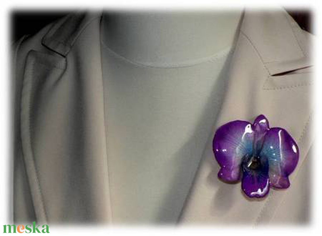 Orchidea kitűző és medál egyben - ékszer - kitűző és bross - kitűző - Meska.hu Orchidea kitűző és medál egyben - ékszer - kitűző és bross - kitűző - Meska.hu