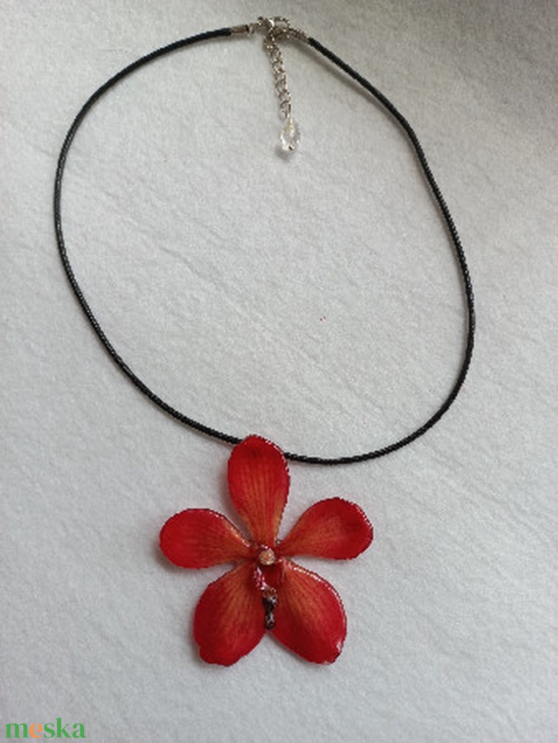 Piros Orchidea virág nyaklánc - ékszer - nyaklánc - medálos nyaklánc - Meska.hu Piros Orchidea virág nyaklánc - ékszer - nyaklánc - medálos nyaklánc - Meska.hu