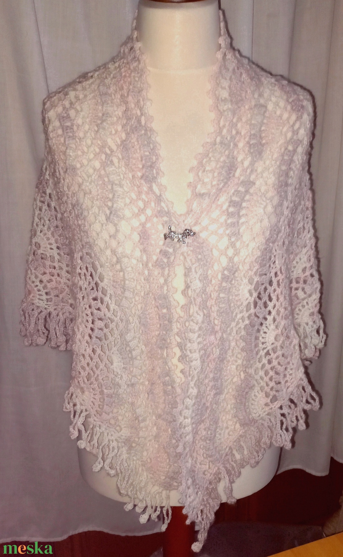 Horgolt csipke vállkendő - ruha & divat - sál, sapka, kendő - vállkendő - Meska.hu