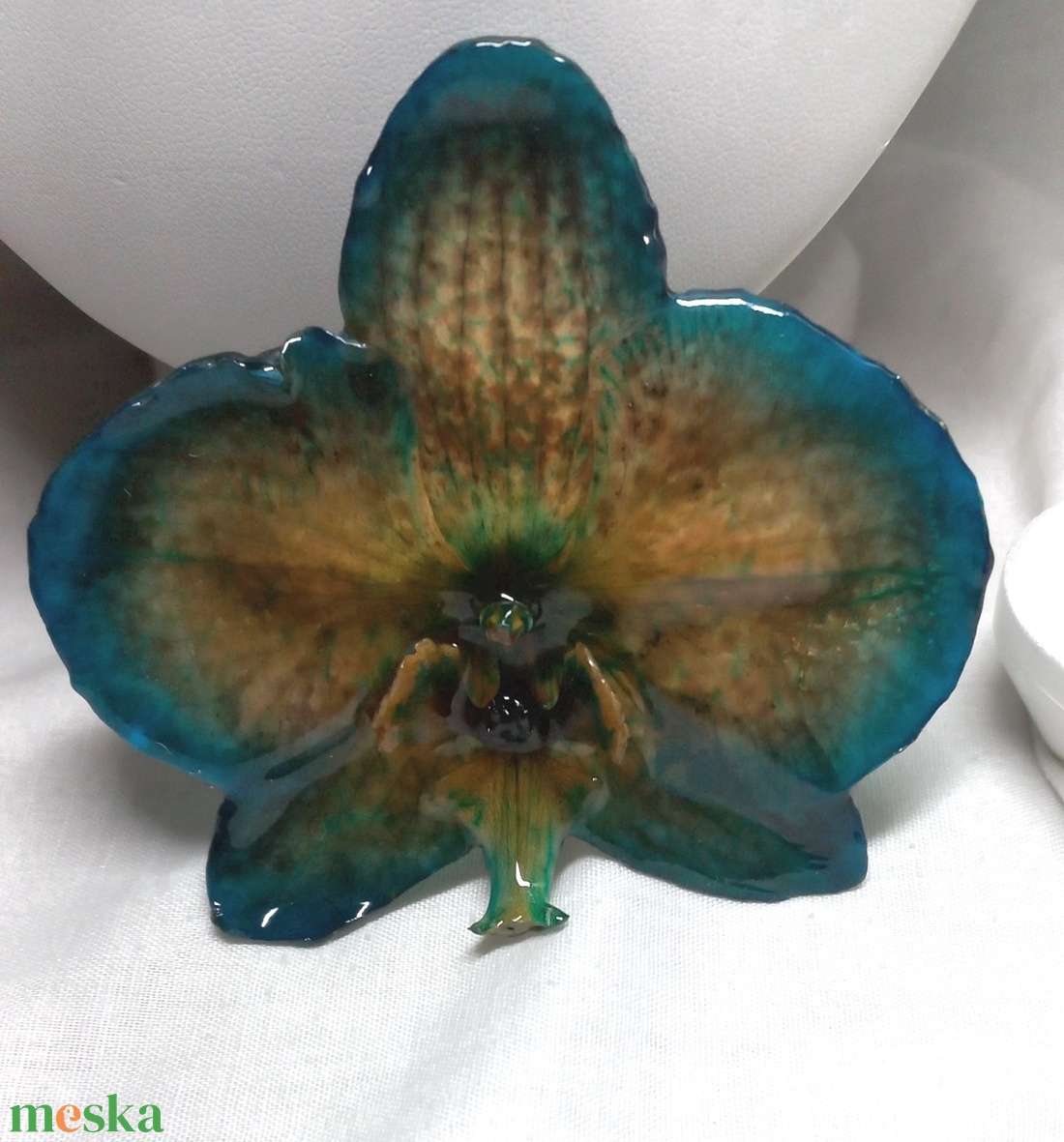 Lepke Orchidea kitűző és medál egyben - ékszer - kitűző és bross - kitűző - Meska.hu Lepke Orchidea kitűző és medál egyben - ékszer - kitűző és bross - kitűző - Meska.hu