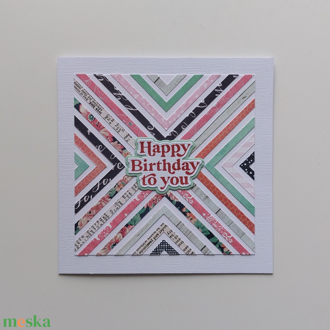 Egyedi, csíkos hátterű születésnapi üdvözlőlap - otthon & életmód - papír, írószer - ajándékozás kellékei - képeslap, üdvözlőlap - Meska.hu