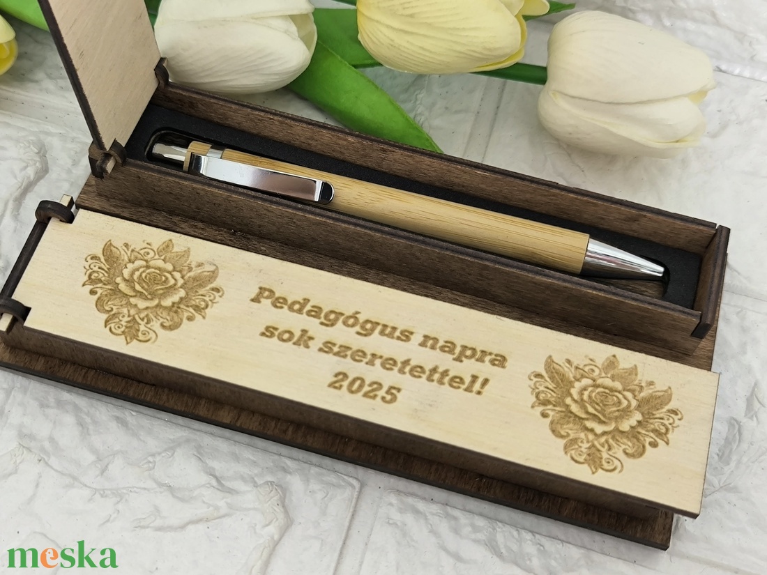 Egyedi tolltartó - otthon & életmód - papír, írószer - tolltartó & ceruzatekercs - Meska.hu Egyedi tolltartó - otthon & életmód - papír, írószer - tolltartó & ceruzatekercs - Meska.hu