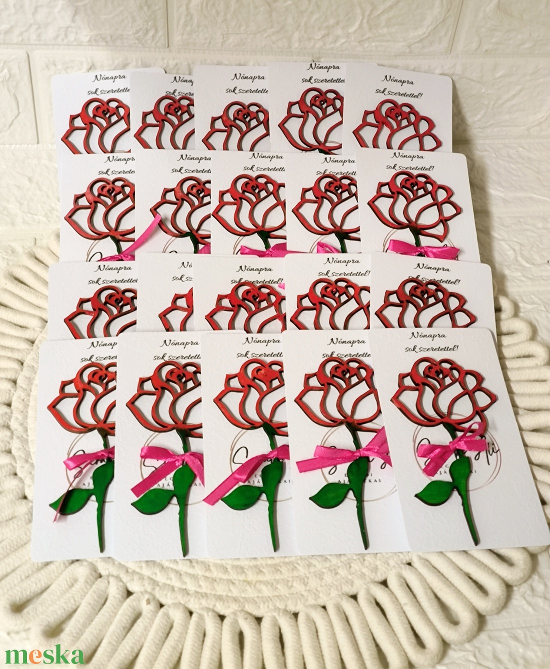 Nőnapi rózsa - kellékek & szerszámok - dekorációs kellékek - virágfej - Meska.hu