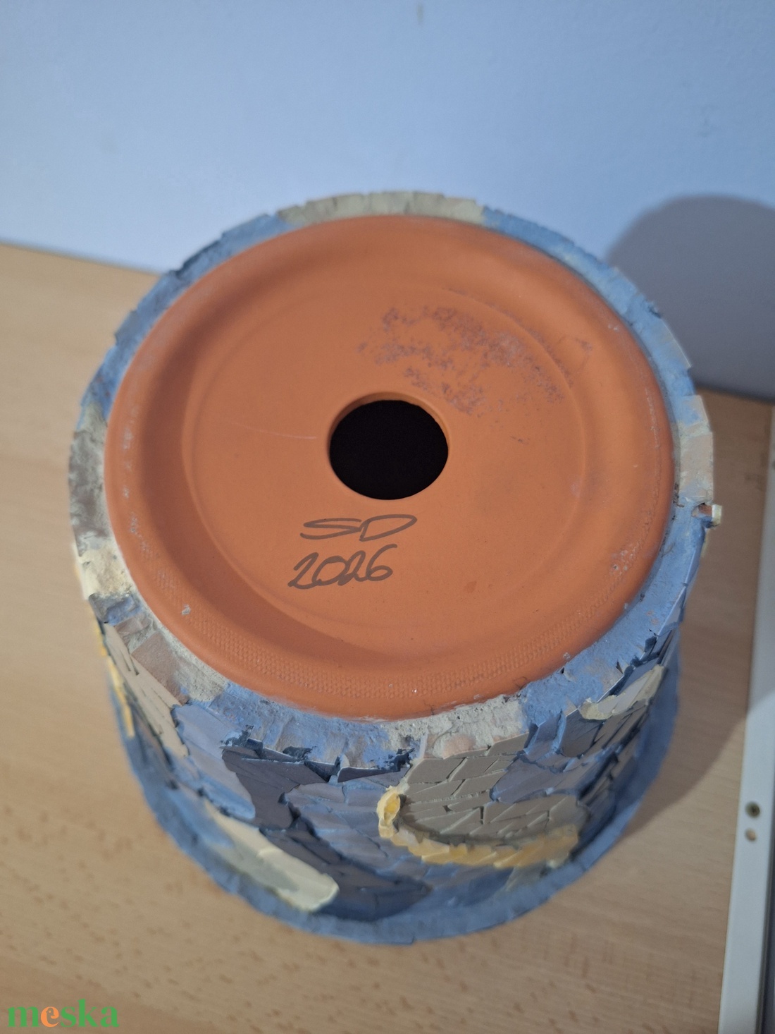 Hullámcsíkos virágcserép mozaik (22 cm átmérő) - művészet - más művészeti ág - Meska.hu