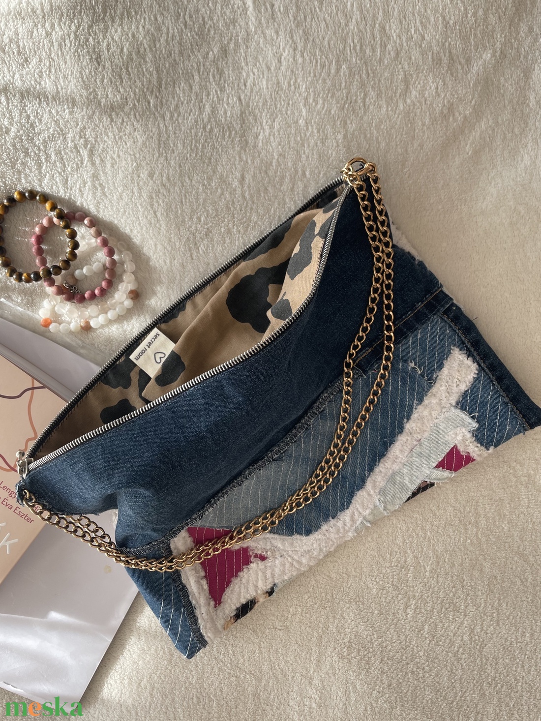 Újrahasznosított farmer táska - táska & tok - kézitáska & válltáska - vállon átvethető táska - Meska.hu