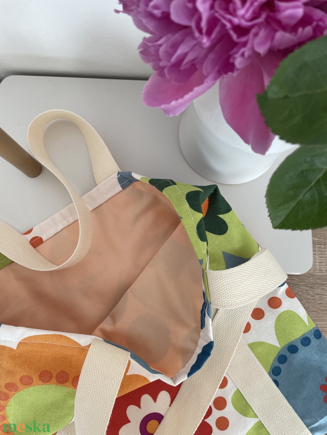 Upcycling virágos vászontáska - táska & tok - kézitáska & válltáska - válltáska - Meska.hu