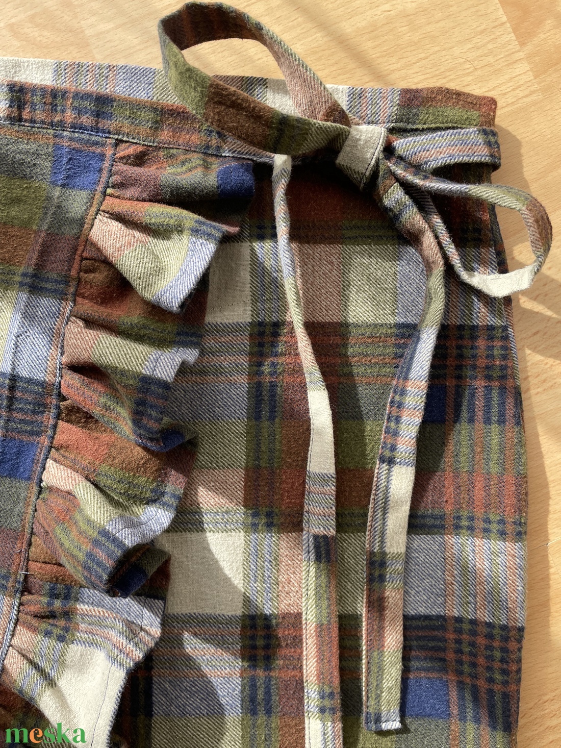 Upcycling átlapolós szoknya - ruha & divat - női ruha - szoknya - Meska.hu