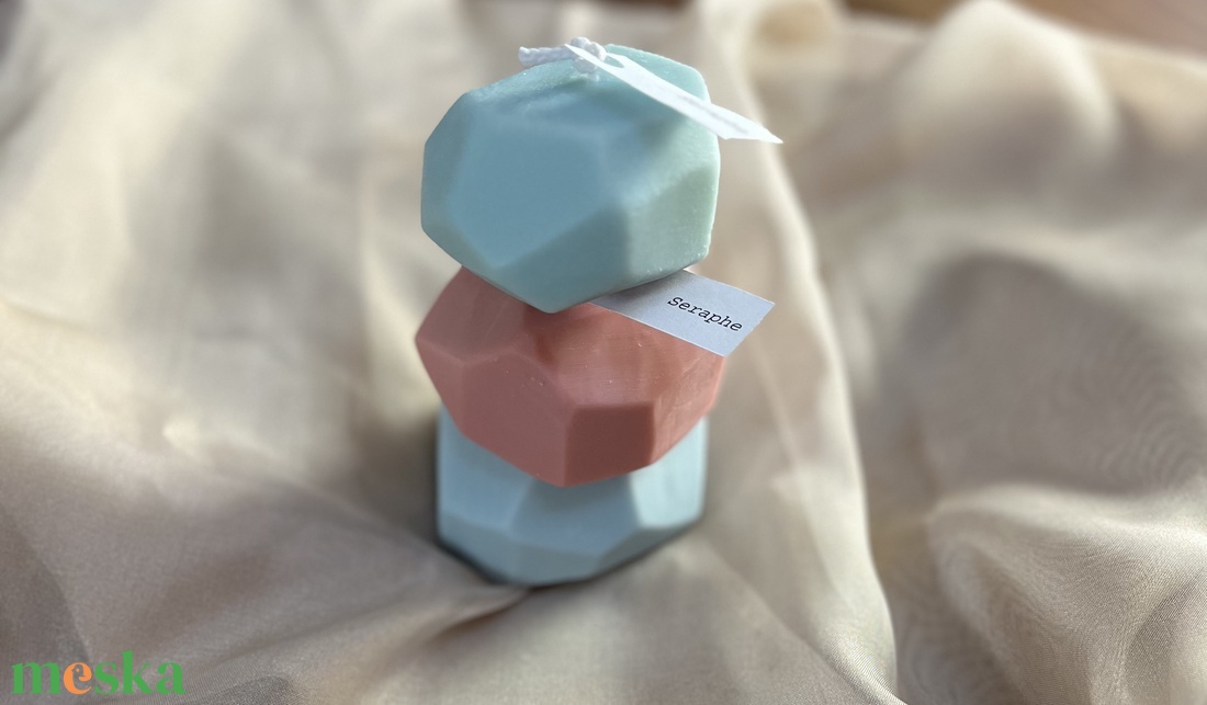 Kocka geometriai formagyertya  - otthon & életmód - gyertya, illat, aroma - gyertya - Meska.hu