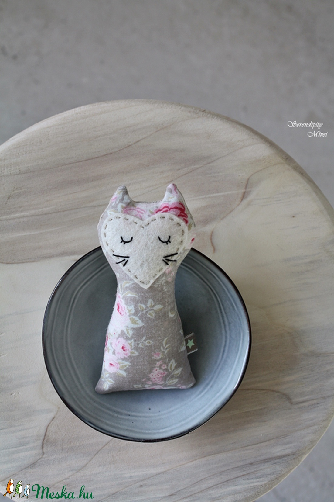 Rózsás textil cica -  - Meska.hu