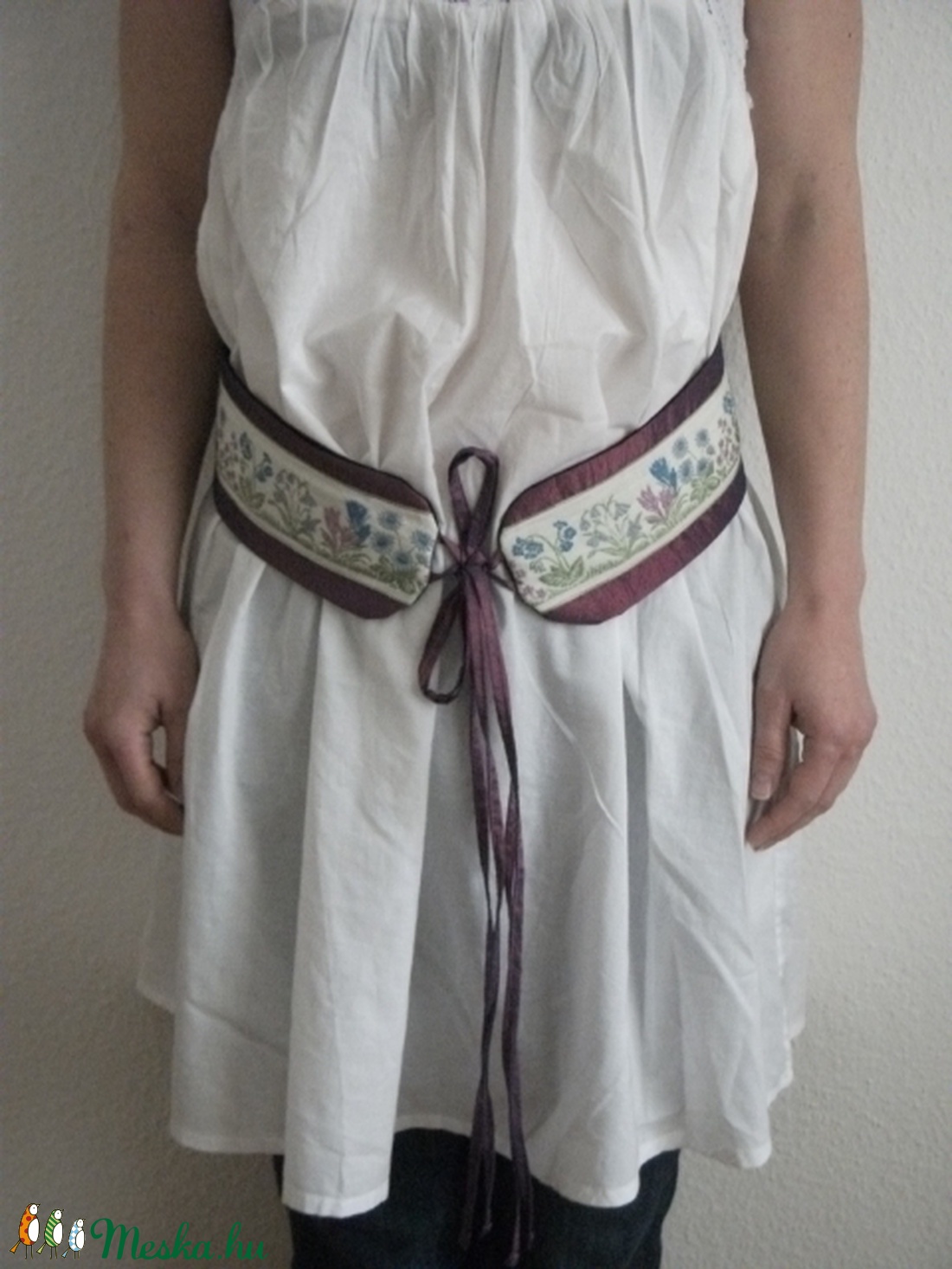 hímzett szalagos népies megkötős öv -  - Meska.hu