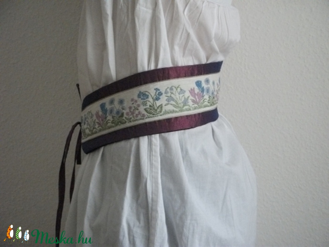 hímzett szalagos népies megkötős öv -  - Meska.hu