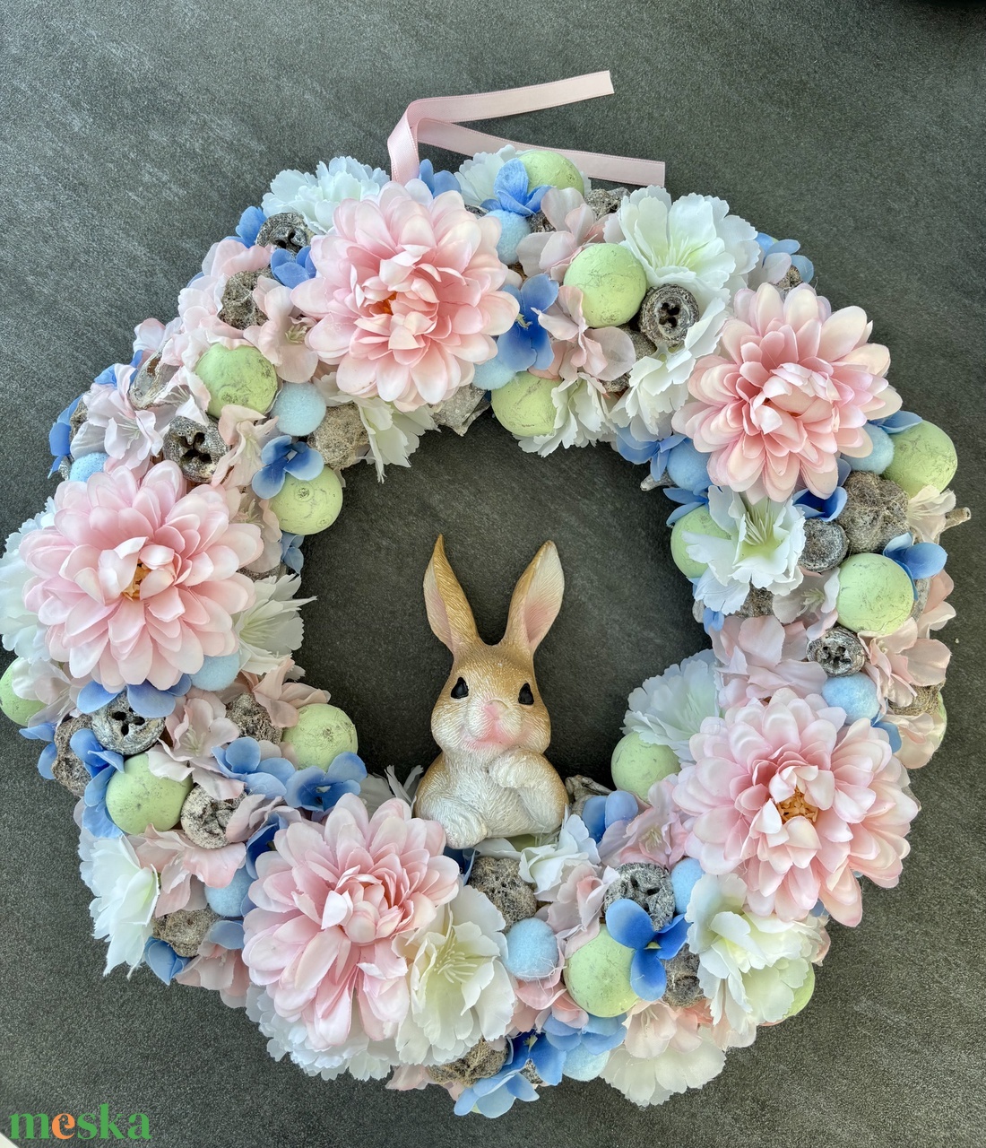 Húsvéti virágos koszorú - ünnepi díszek, dekorációk - húsvéti díszek és dekorációk - húsvéti ajtódísz, kopogtató - Meska.hu