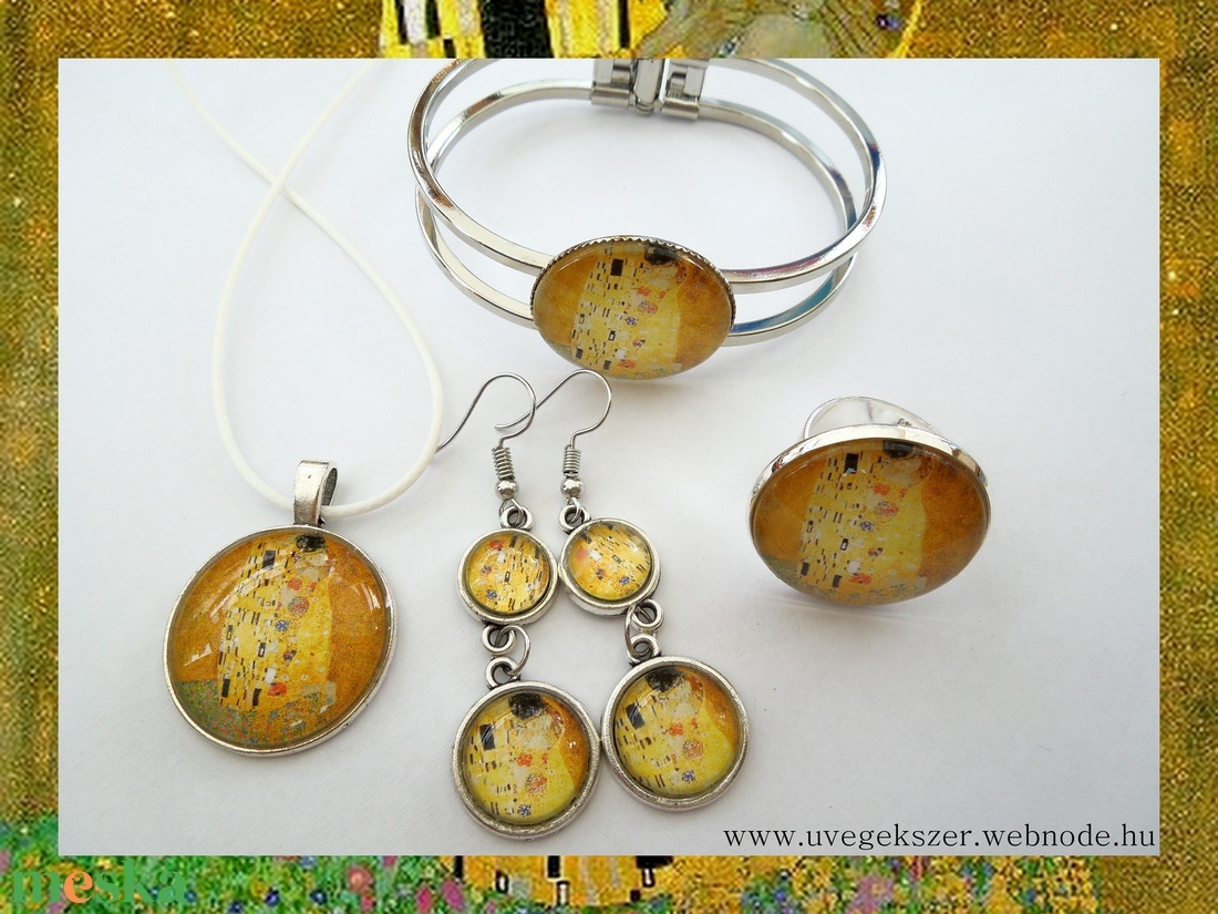 Klimt: Csók - cabochon, üveglencsés 4 db-os szett - ékszer - ékszerszett - Meska.hu Klimt: Csók - cabochon, üveglencsés 4 db-os szett - ékszer - ékszerszett - Meska.hu