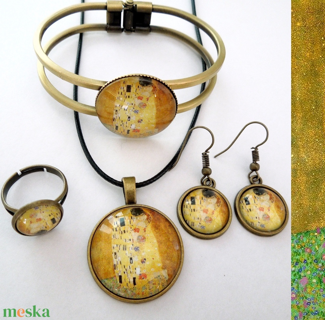 Klimt: Csók - cabochon, üveglencsés 4 db-os szett - ékszer - ékszerszett - Meska.hu Klimt: Csók - cabochon, üveglencsés 4 db-os szett - ékszer - ékszerszett - Meska.hu
