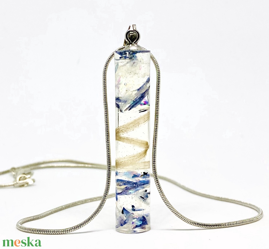 Babahajas,  hajtincses emlékőr kulcstartó vagy medál - ékszer - nyaklánc - medálos nyaklánc - Meska.hu