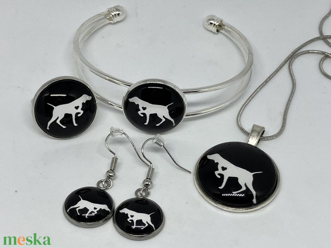Vizsla, kutyás cabochon, üveglencsés 4 részes szett - ékszer - ékszerszett - Meska.hu Vizsla, kutyás cabochon, üveglencsés 4 részes szett - ékszer - ékszerszett - Meska.hu