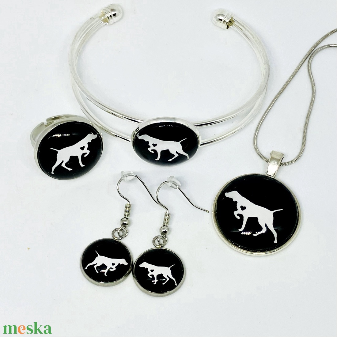 Vizsla, kutyás cabochon, üveglencsés 4 részes szett - ékszer - ékszerszett - Meska.hu Vizsla, kutyás cabochon, üveglencsés 4 részes szett - ékszer - ékszerszett - Meska.hu