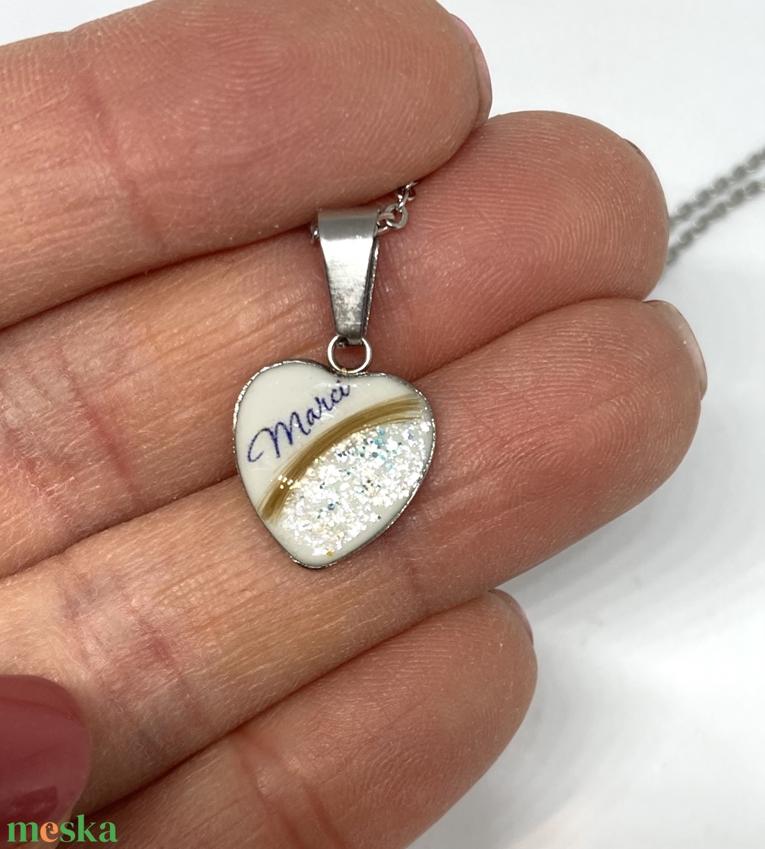 Hajas pici szív alakú nemesacél medál - ékszer - nyaklánc - monogram & névnyaklánc - Meska.hu