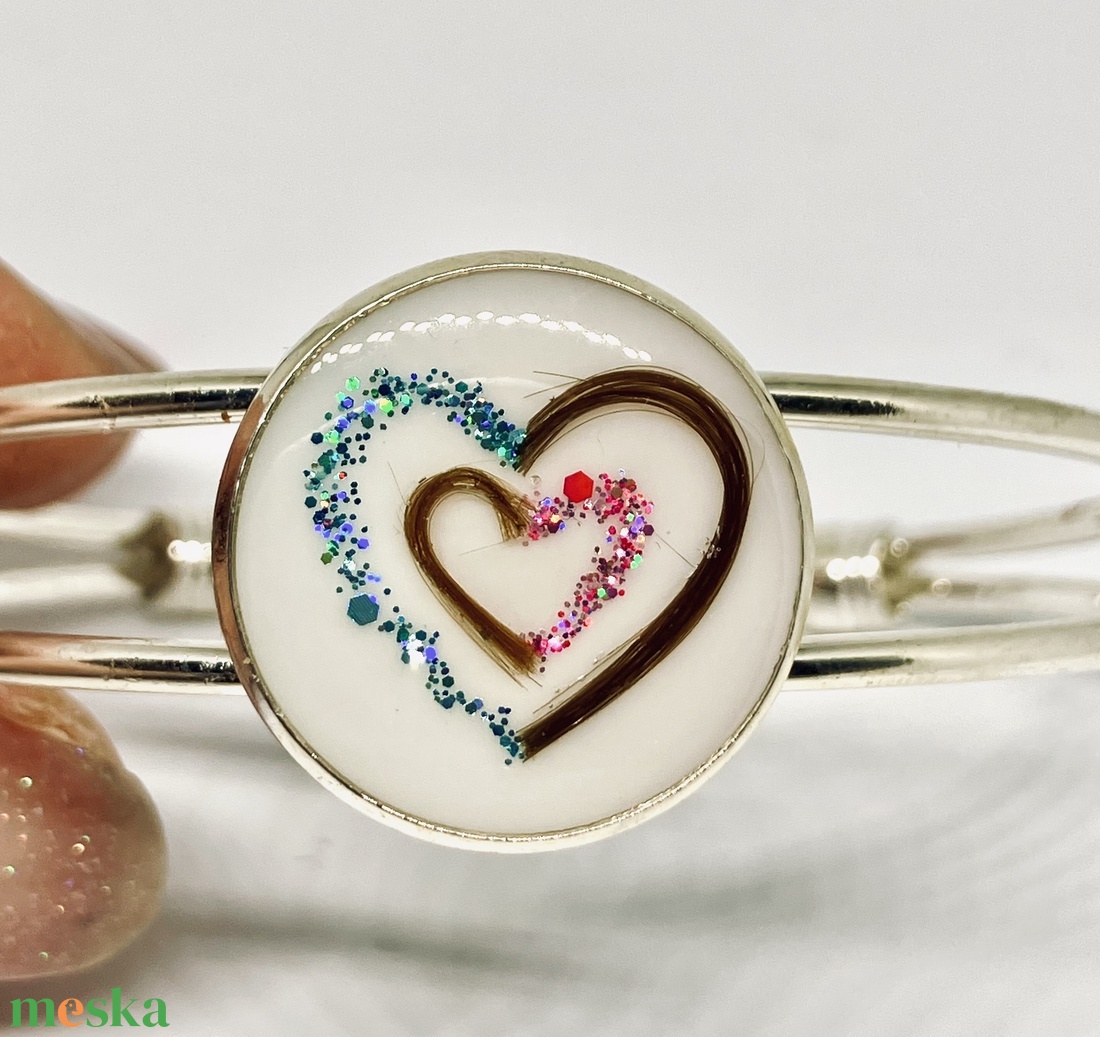 Emlékőr, babahajas karperec - ékszer - karkötő - névre szóló karkötő - Meska.hu