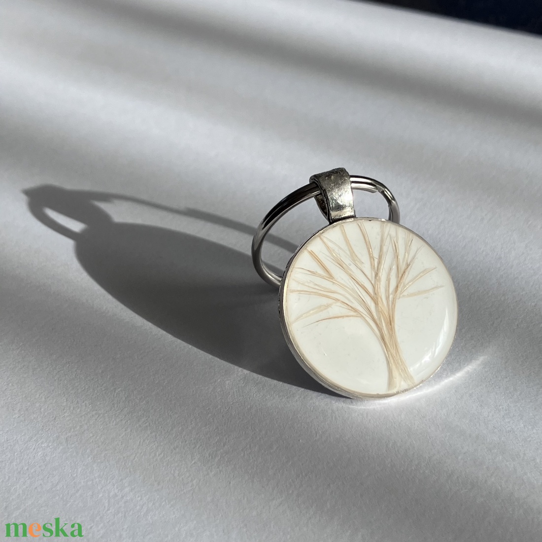 Életfa hajjal vagy kisállat szőrrel készült kulstartó - ékszer - nyaklánc - monogram & névnyaklánc - Meska.hu Életfa hajjal vagy kisállat szőrrel készült kulstartó - ékszer - nyaklánc - monogram & névnyaklánc - Meska.hu