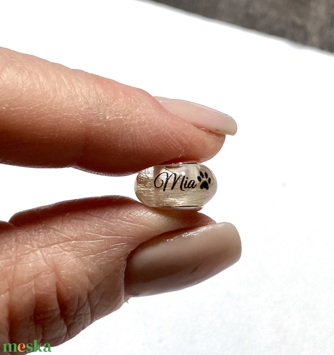 Feliratos Pandora tipusú gyöngy, Babahajas,  hajtincses emlékőr  - ékszer - nyaklánc - medálos nyaklánc - Meska.hu