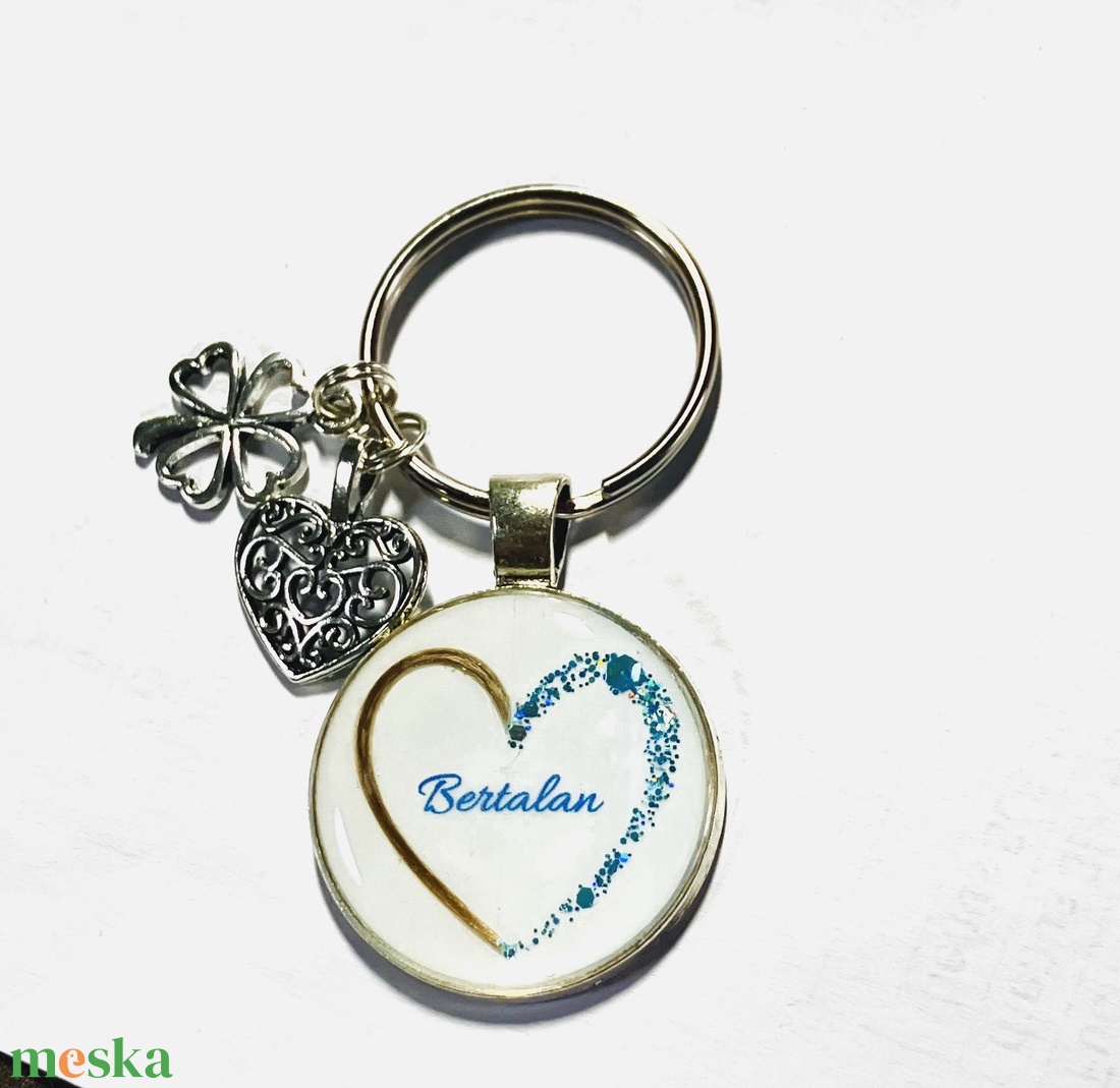 Hajjal készült emlékőr kulcstartó - táska & tok - kulcstartó & táskadísz - kulcstartó - Meska.hu