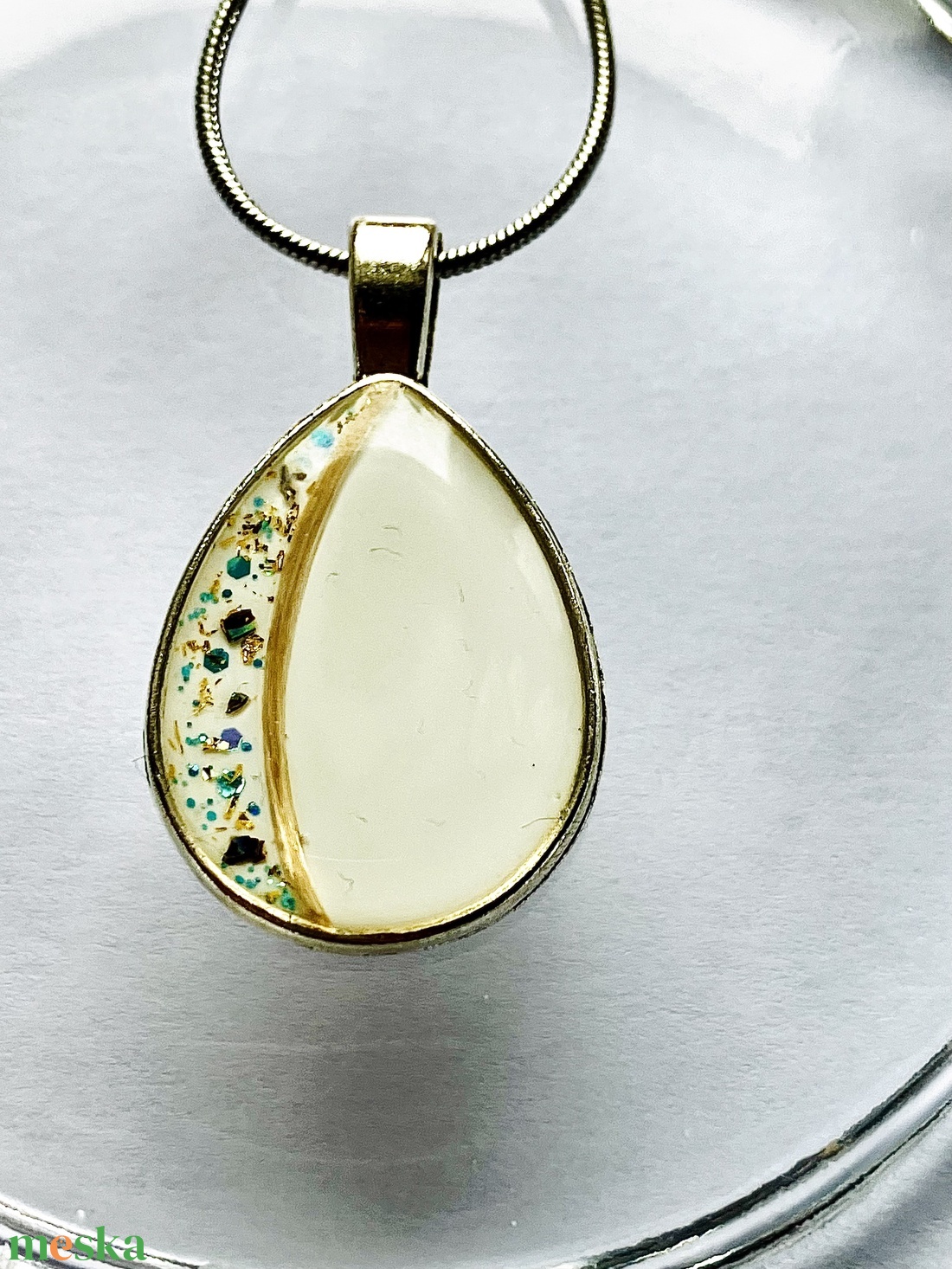 Hajjal vagy szőrrel készült emlék ékszer - ékszer - nyaklánc - medálos nyaklánc - Meska.hu