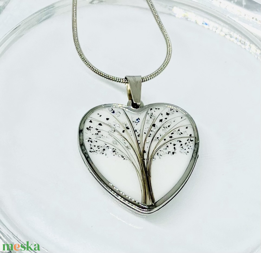 Hajas,  hajtincses emlékőr medál, lánc  - ékszer - karkötő - lánc karkötő - Meska.hu