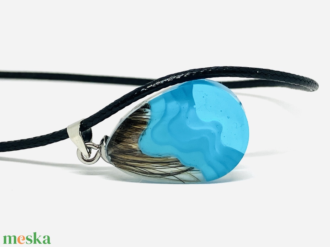 Hajjal készülő 3D tenger effektes medál - ékszer - nyaklánc - medálos nyaklánc - Meska.hu