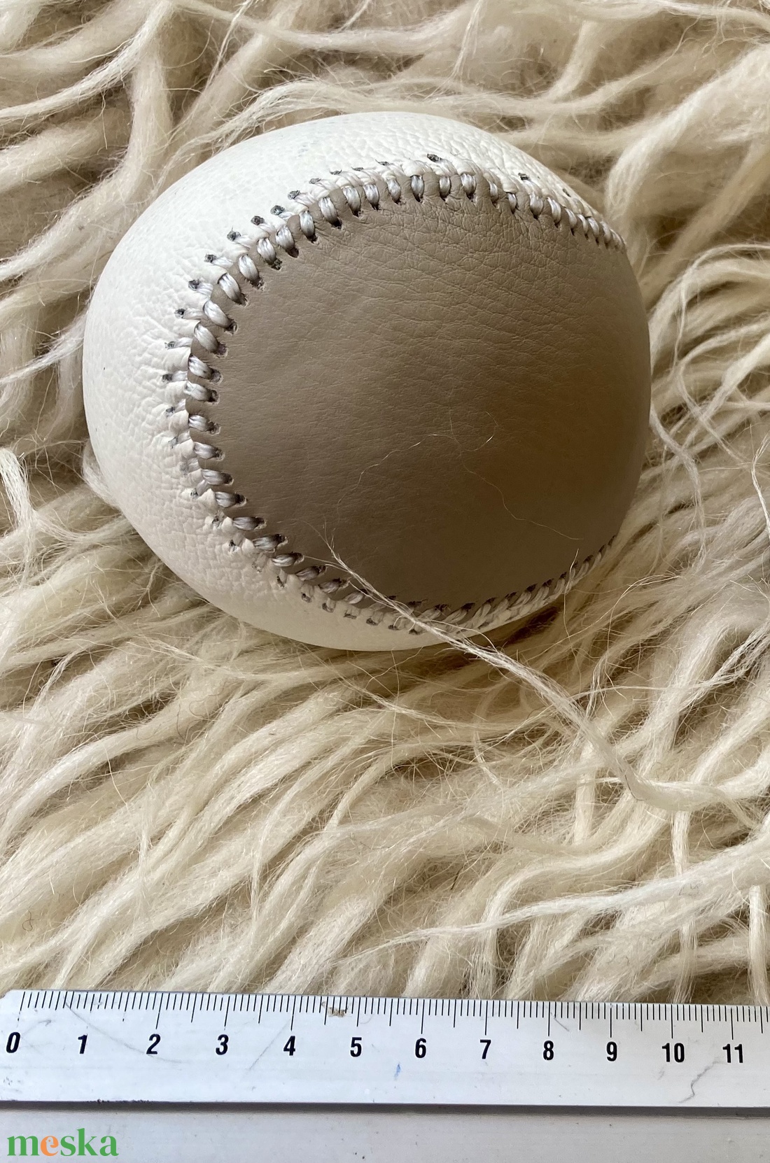 Bőr labda - játék & sport - sport és kikapcsolódás - labdajátékok - Meska.hu