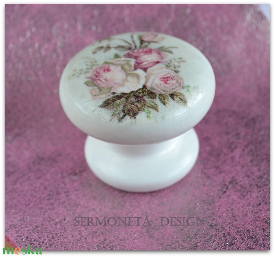 Vintage rózsás decoupage fa bútorgomb - - Meska.hu Vintage rózsás decoupage fa bútorgomb - - Meska.hu