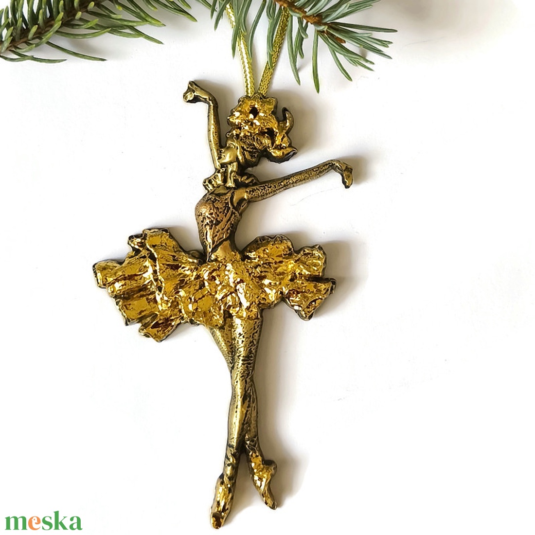 Táncoló angyal óarany és barokk arany füstfóliával díszítve, karácsonyfadísz - karácsony - karácsonyi lakásdekoráció - karácsonyfadíszek - Meska.hu Táncoló angyal óarany és barokk arany füstfóliával díszítve, karácsonyfadísz - karácsony - karácsonyi lakásdekoráció - karácsonyfadíszek - Meska.hu