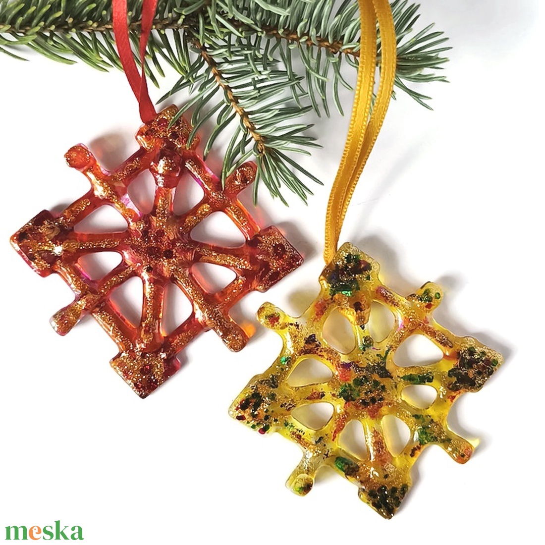 Üveg hókristály, karácsonyfadísz - karácsony - karácsonyi lakásdekoráció - karácsonyfadíszek - Meska.hu