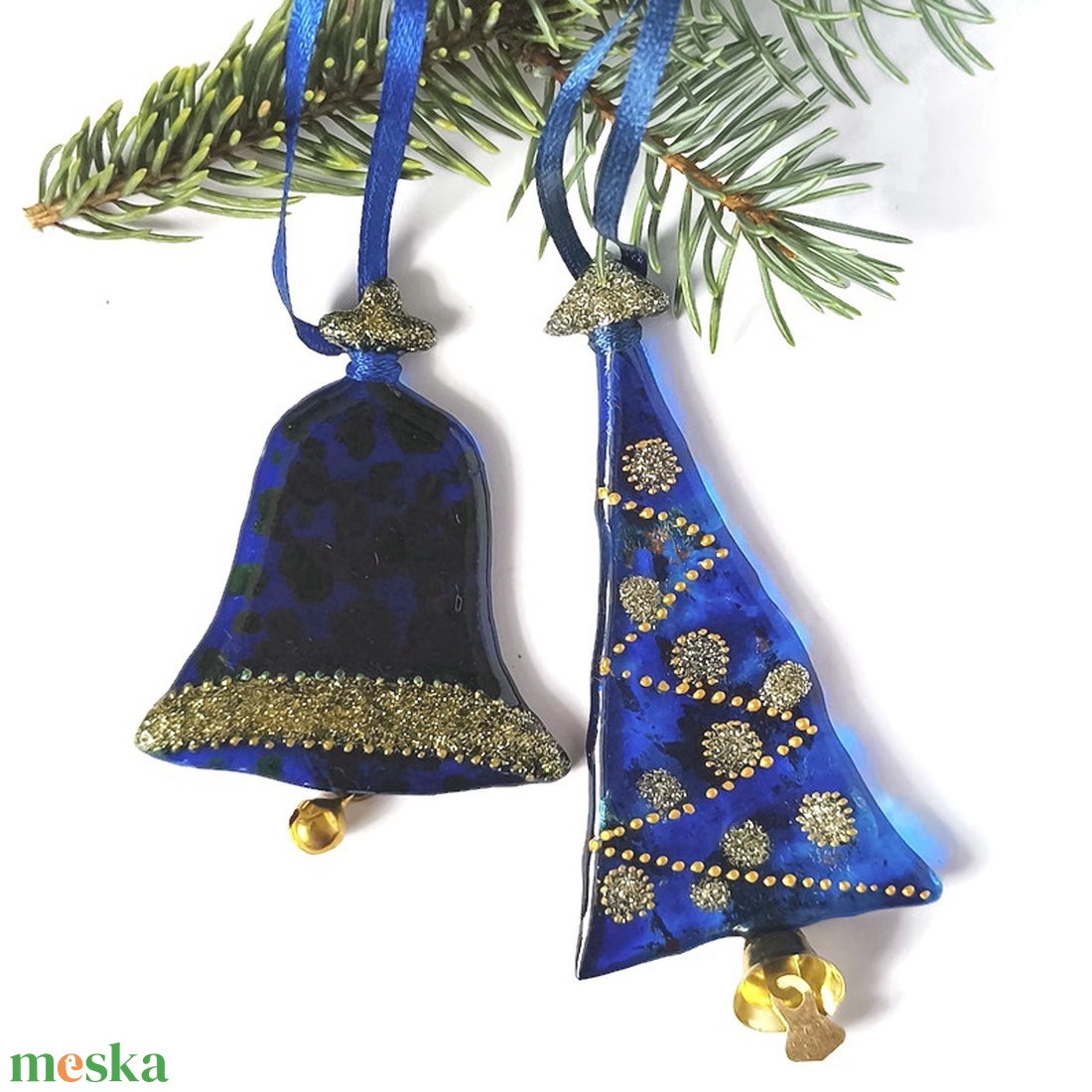 Harang és fenyőfa formájú kék üveg karácsonyfadísz arany dísztéssel - karácsony - karácsonyi lakásdekoráció - karácsonyfadíszek - Meska.hu