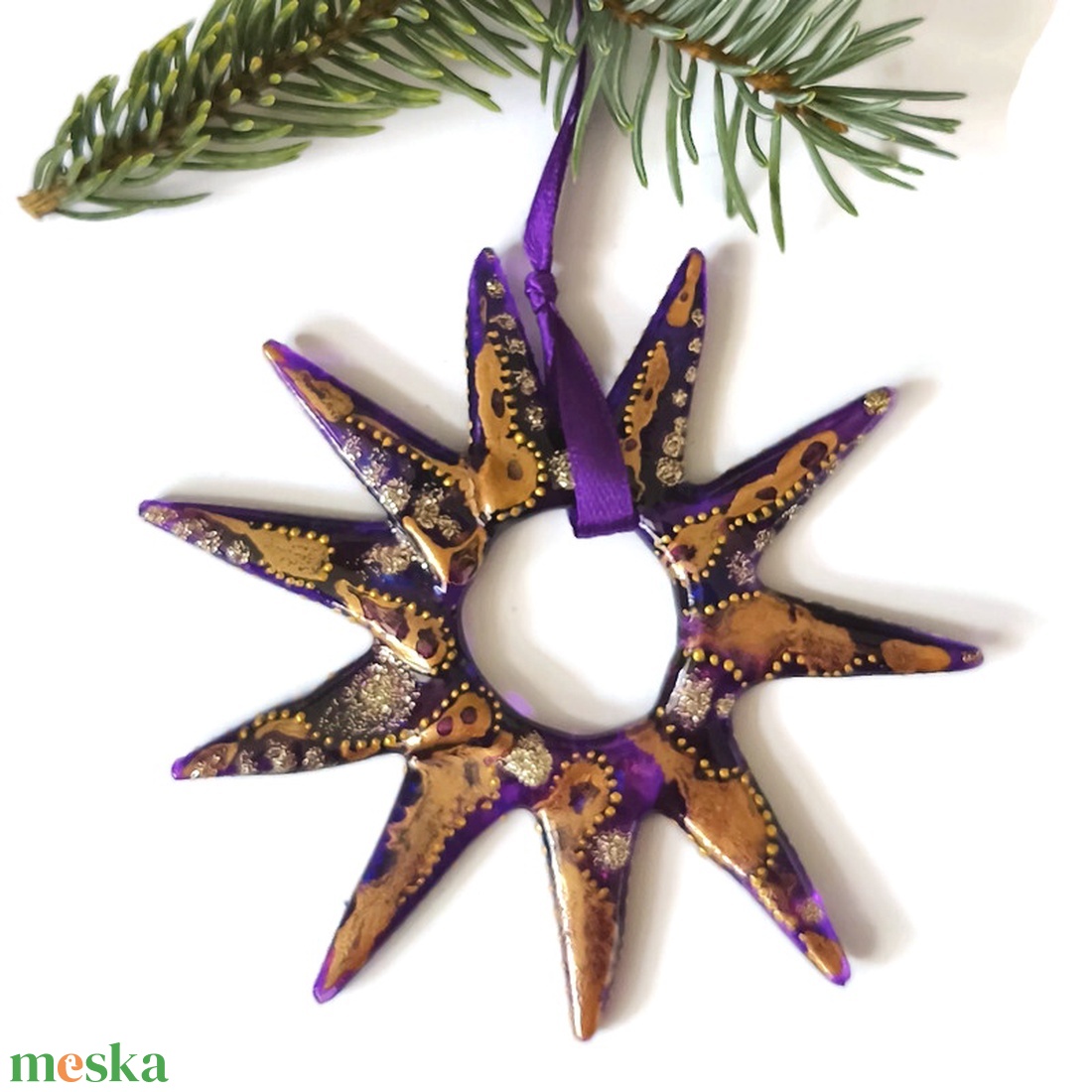 Lila  csillag  üveg karácsonyfadísz arany diszítéssel - karácsony - karácsonyi lakásdekoráció - karácsonyfadíszek - Meska.hu