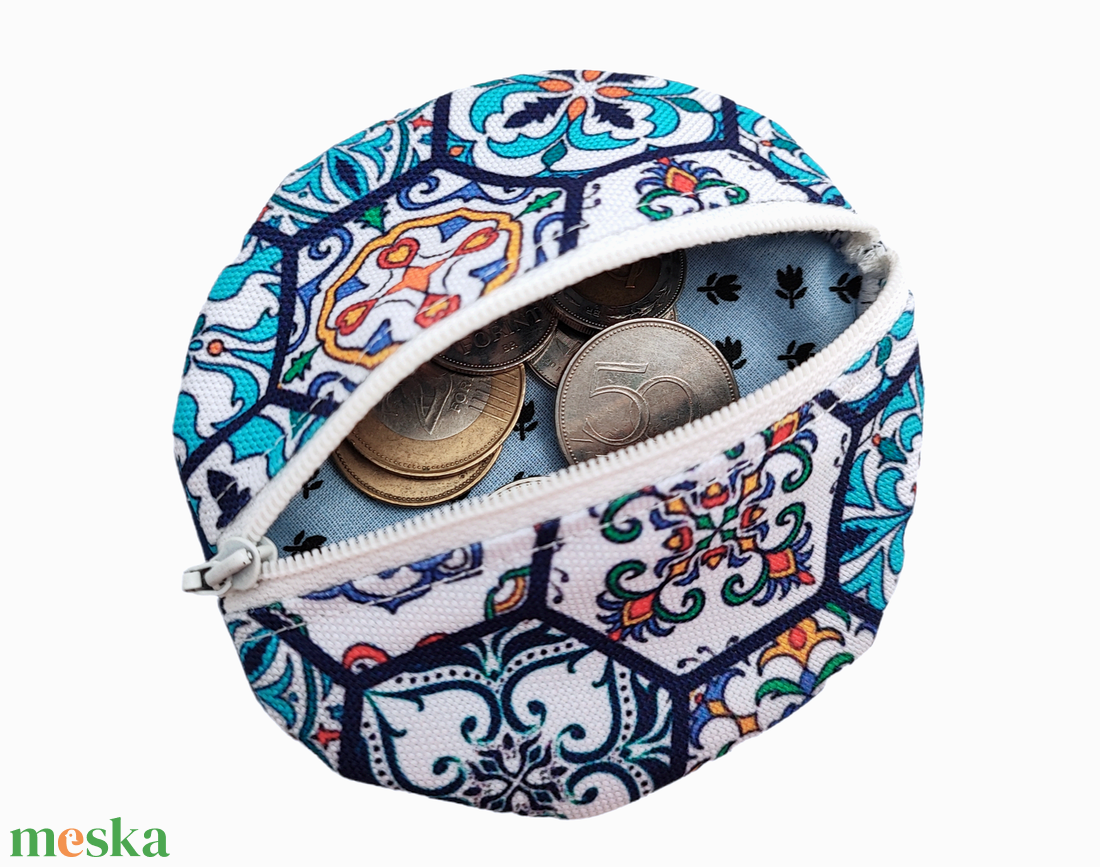 Portugál csempe mintás Headset, fülhallgató, aprópénz tartó - táska & tok - pénztárca & más tok - aprópénztartó - Meska.hu Portugál csempe mintás Headset, fülhallgató, aprópénz tartó - táska & tok - pénztárca & más tok - aprópénztartó - Meska.hu