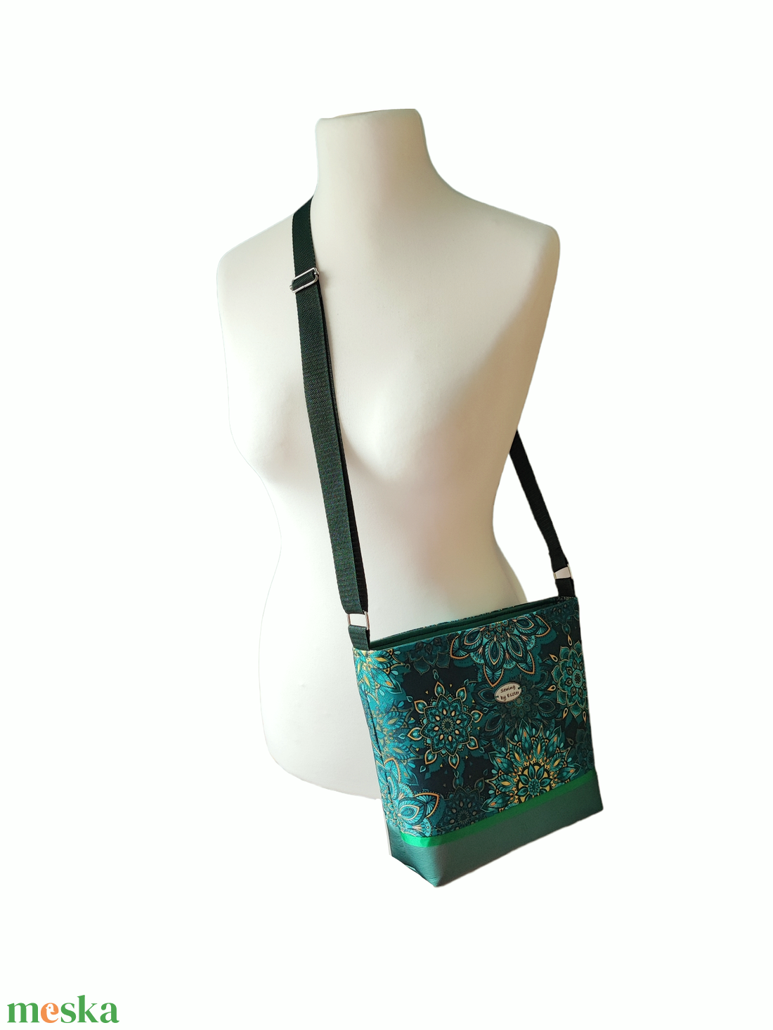 Csodás zöld mandalás női táska - táska & tok - kézitáska & válltáska - vállon átvethető táska - Meska.hu