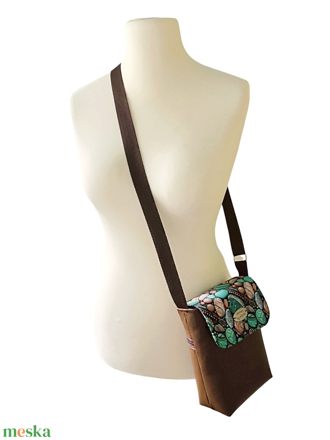 Zöld festett köves crossbody / Mobiltelefon táska / Mobiltáska / Fesztivál táska - táska & tok - pénztárca & más tok - telefontok - Meska.hu Zöld festett köves crossbody / Mobiltelefon táska / Mobiltáska / Fesztivál táska - táska & tok - pénztárca & más tok - telefontok - Meska.hu