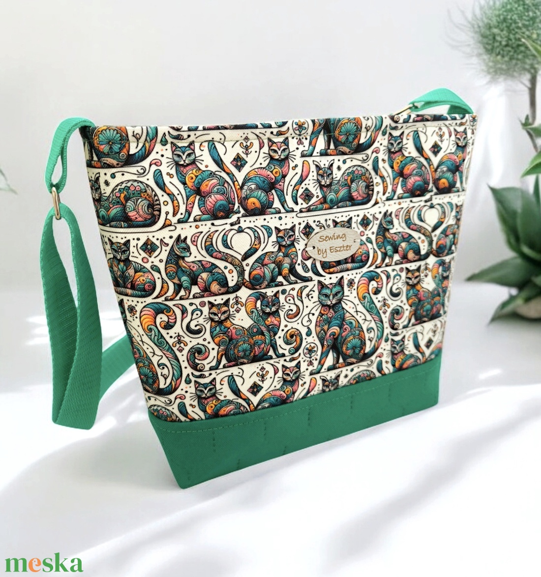 Zöld mandala macskás női táska / Crossbody - Több méret akciós termékkép 1