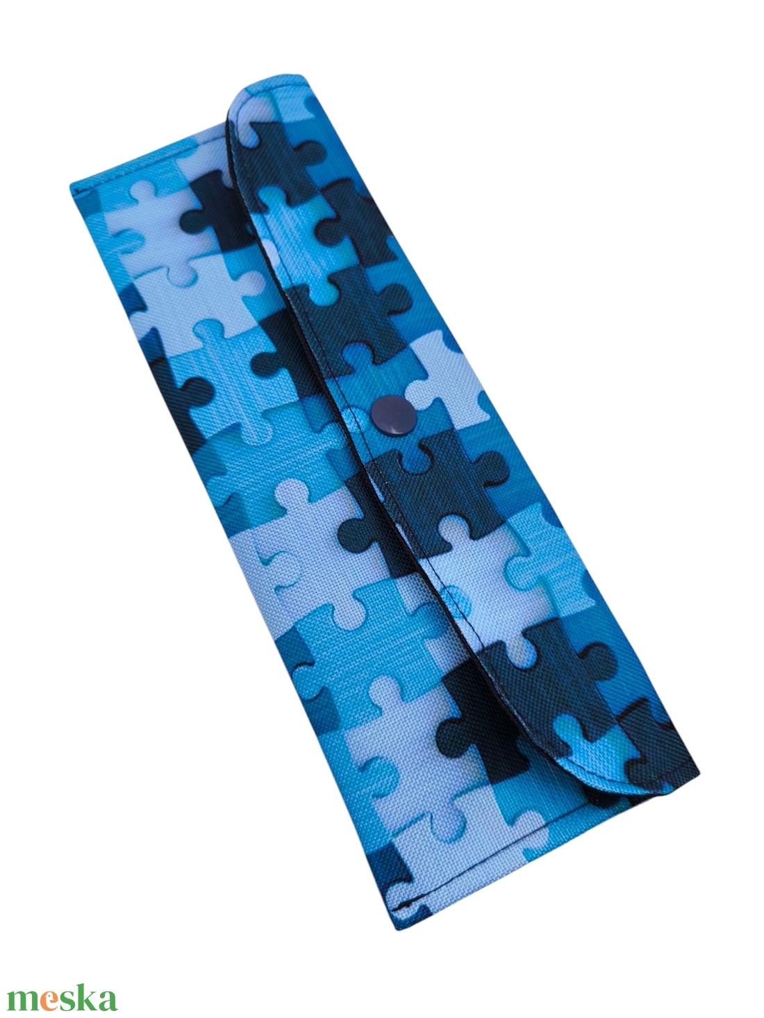 Patentos evőeszköztartó I. - Kék puzzle mintás - táska & tok - uzsonna- & ebéd tartó - evőeszköz tartó - Meska.hu Patentos evőeszköztartó I. - Kék puzzle mintás - táska & tok - uzsonna- & ebéd tartó - evőeszköz tartó - Meska.hu