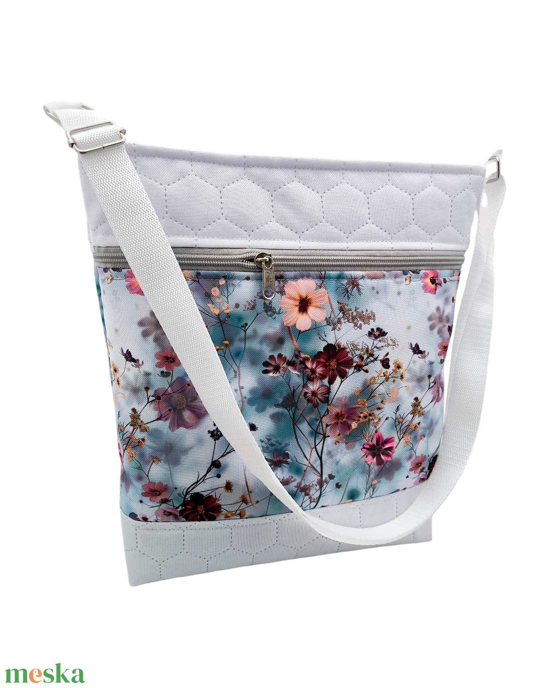 Sejtelmes virágok crossbody - táska & tok - kézitáska & válltáska - válltáska - Meska.hu
