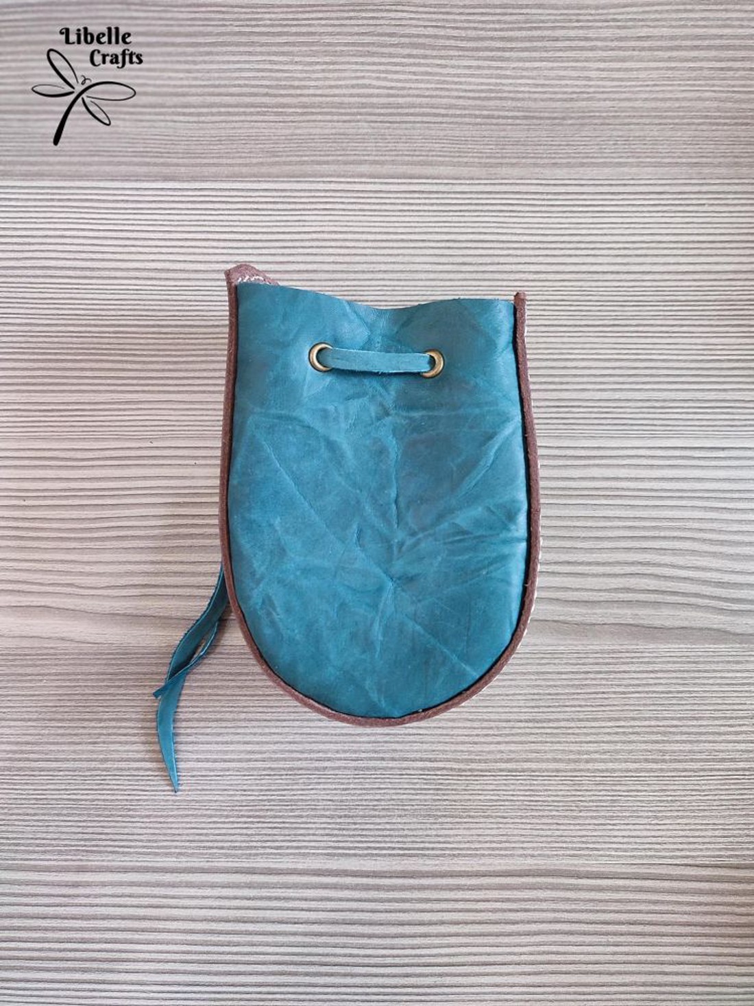 Remeték Titkos Társasága logóval ellátott kockatartó szütyő - játék & sport - táblajáték és kártyajáték - társasjátékok - dobókocka - Meska.hu