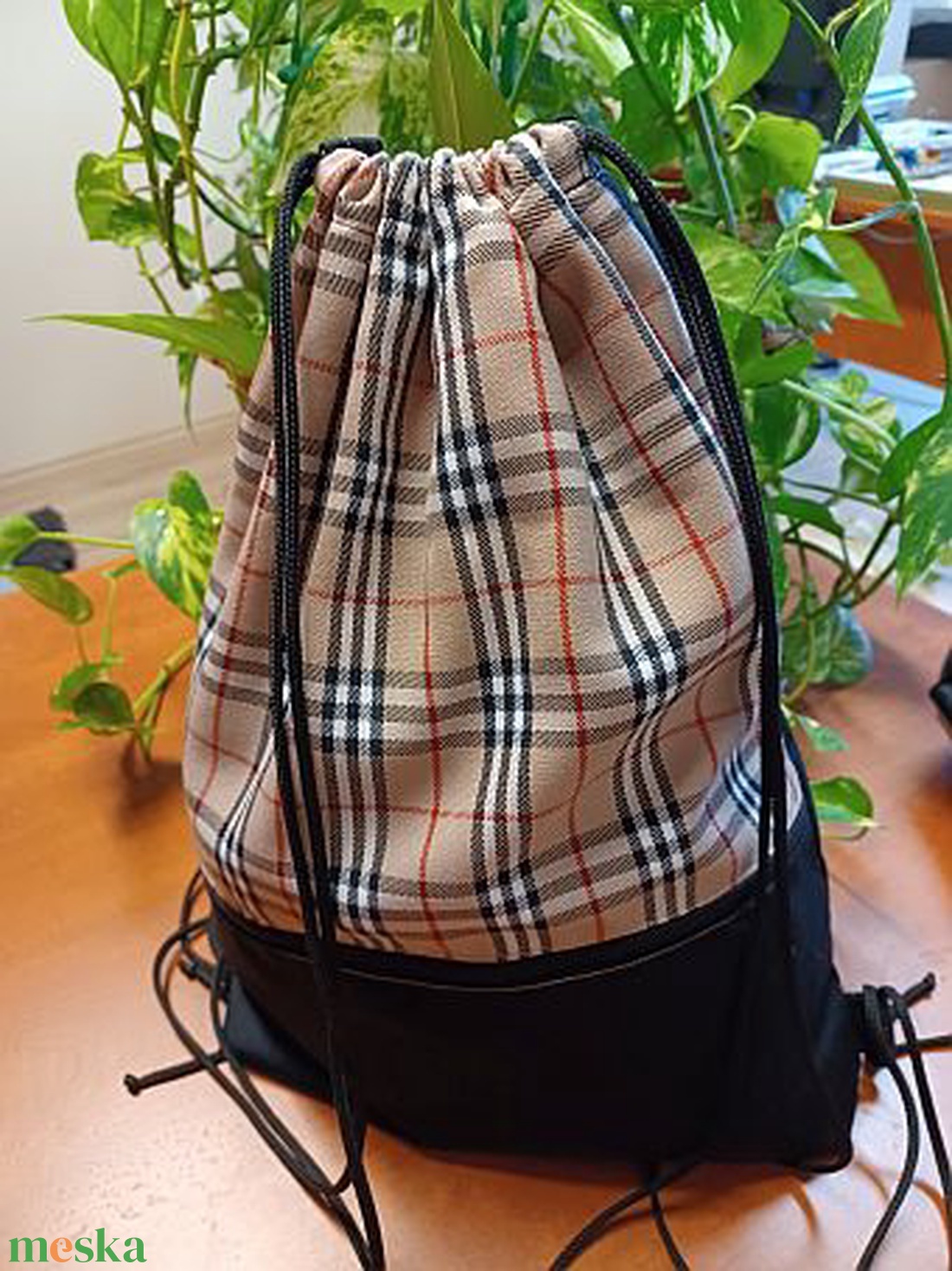 Burberry kockás, pasis háti tornazsák - táska & tok - hátizsák - tornazsák, gymbag - Meska.hu