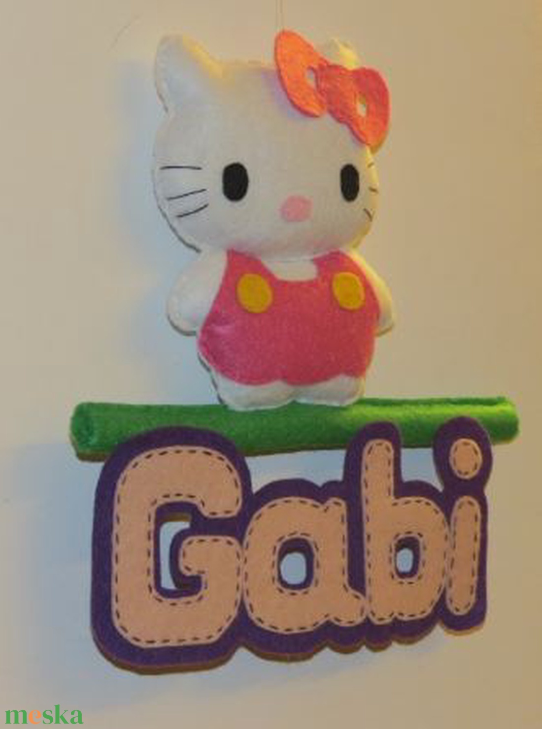 Hello Kitty névtábla - otthon & életmód - dekoráció - fali és függő dekoráció - betű & név - Meska.hu
