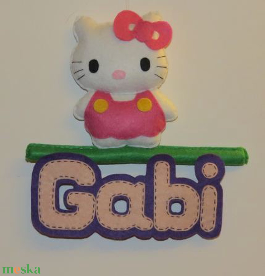 Hello Kitty névtábla - otthon & életmód - dekoráció - fali és függő dekoráció - betű & név - Meska.hu