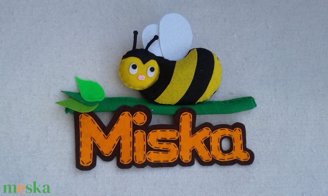 Méhecske névtábla - otthon & lakás - babaszoba, gyerekszoba - gyerek névtábla - Meska.hu Méhecske névtábla - otthon & lakás - babaszoba, gyerekszoba - gyerek névtábla - Meska.hu