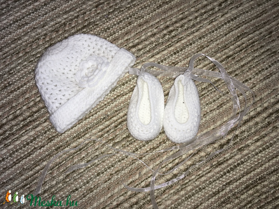 Koraszülött horgolt szett - ruha & divat - gyerekruha - Meska.hu